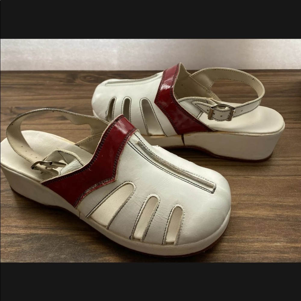 Vintage 60's Leather Clog Shoes Mules sz 35 5  wedge heel White Red costume